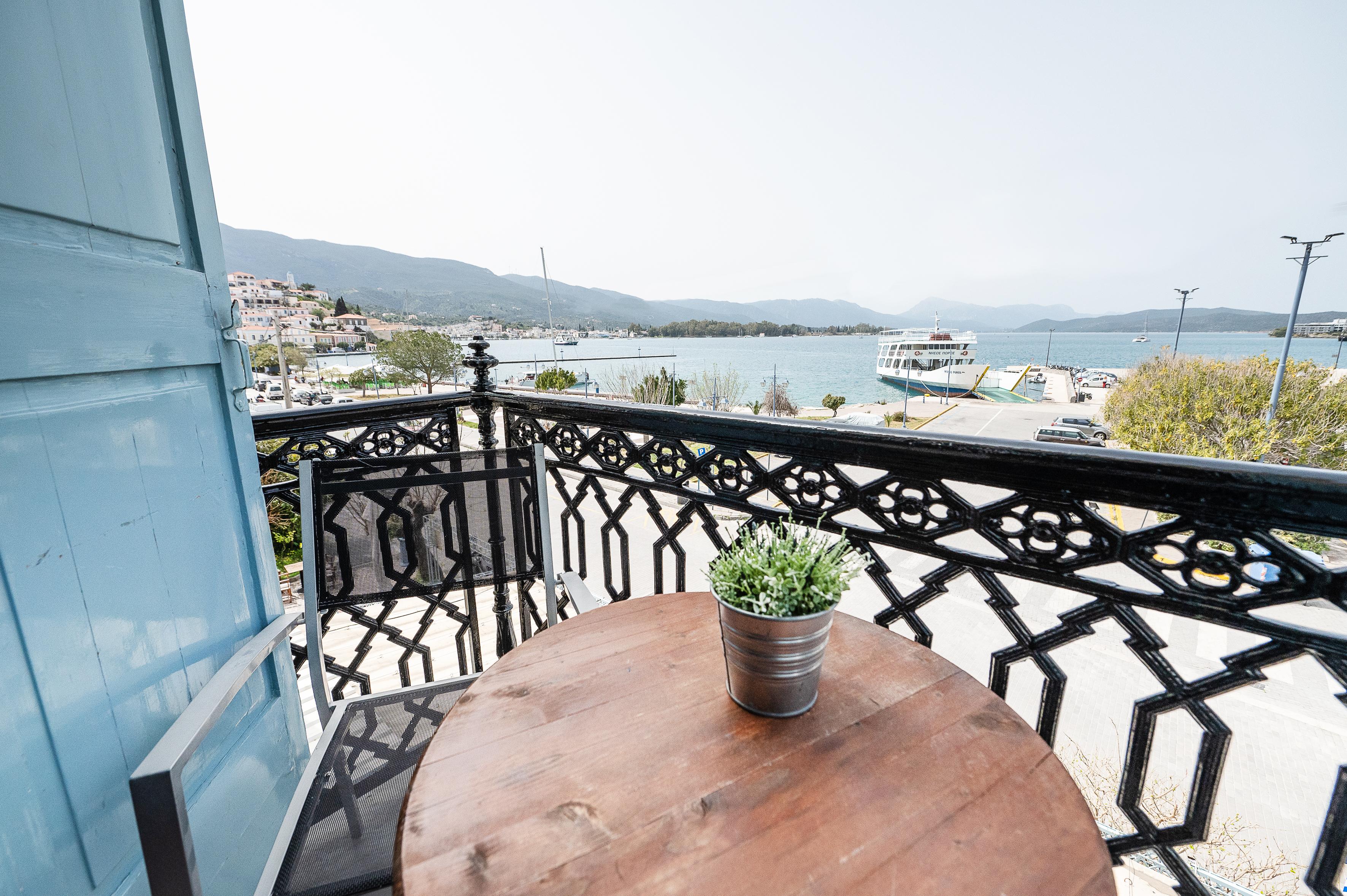 Dionysos Hotel Poros Town Exterior photo