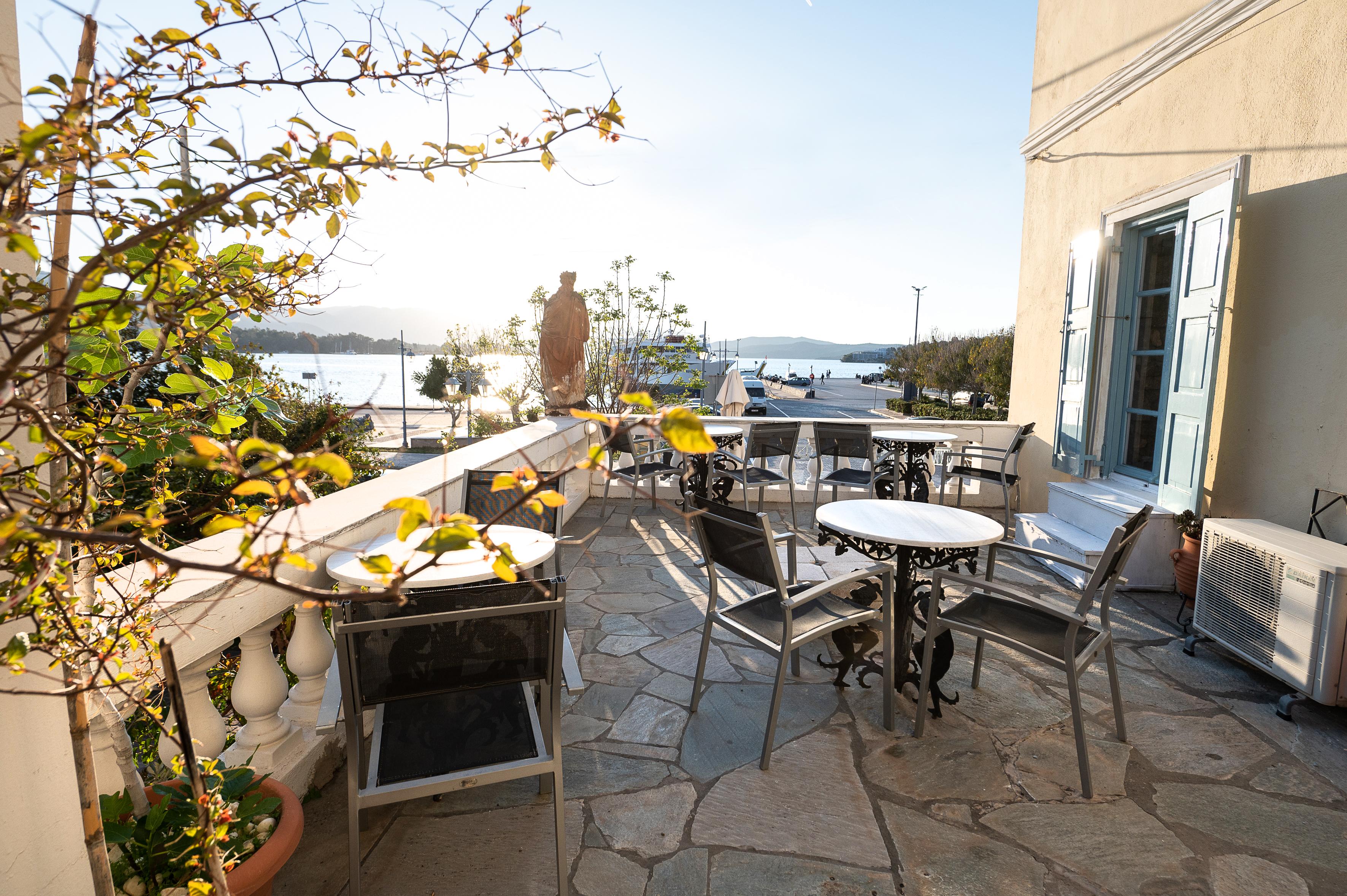 Dionysos Hotel Poros Town Exterior photo